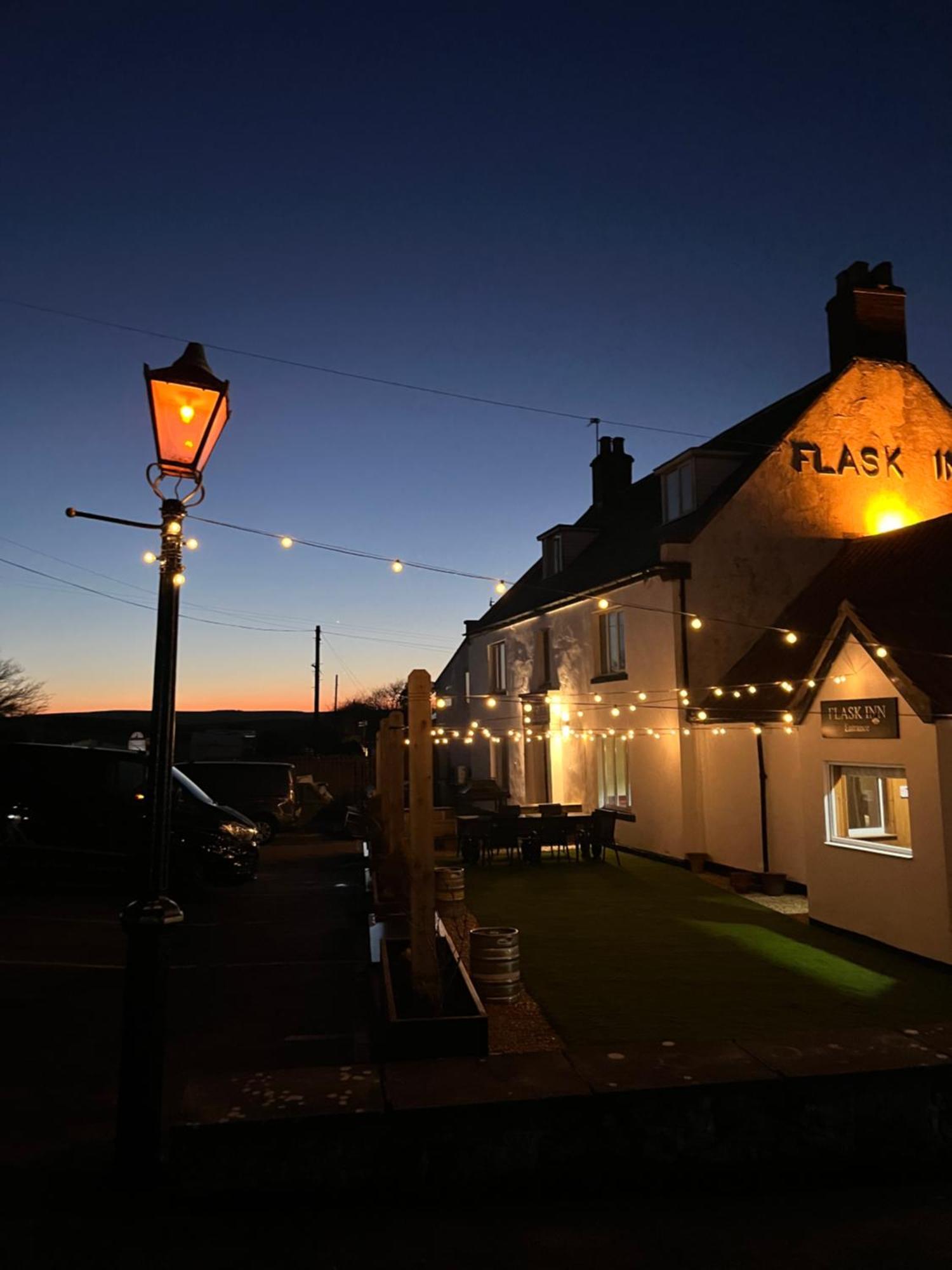 The Flask Inn, Fylingdales, Whitby Eksteriør billede